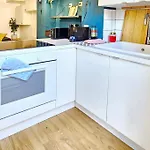 Air-Conditioned Apartment With 2 Balconies